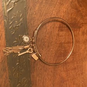 Things remembered bracelet